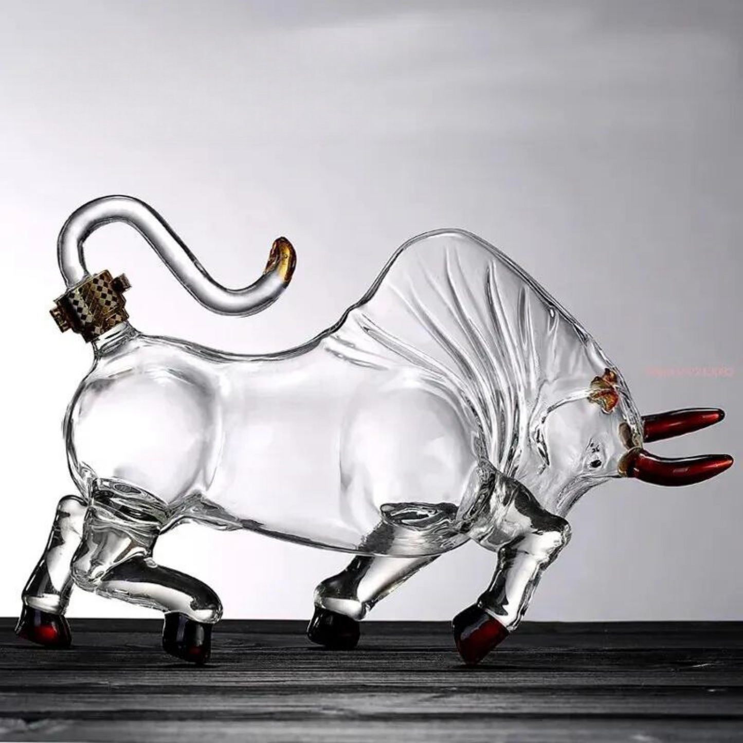 ArtZ® Bull Decanter