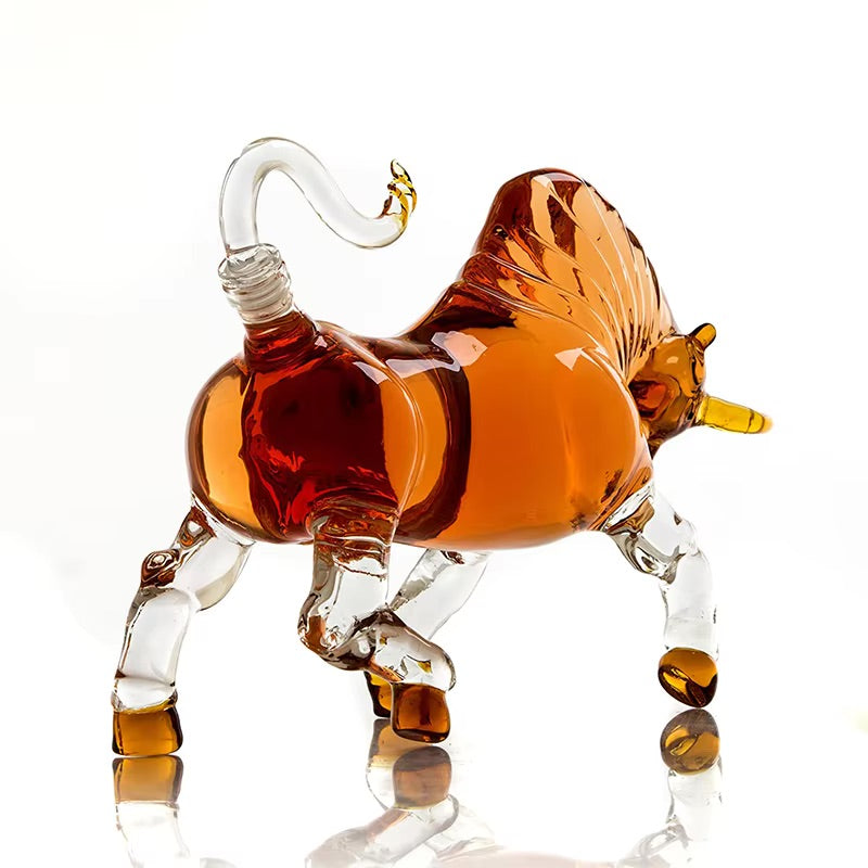 ArtZ® Bull Decanter