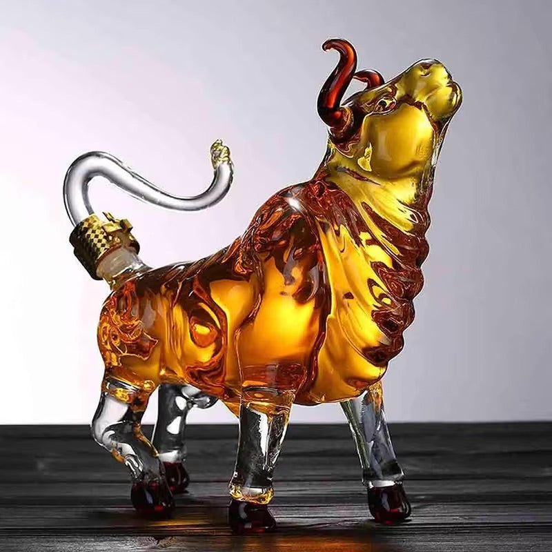 ArtZ® Bull Decanter